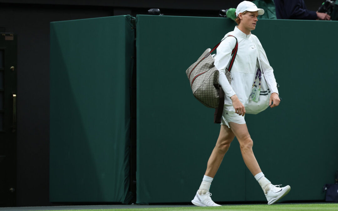 Sinner ai quarti a Wimbledon, Galan battuto in tre set